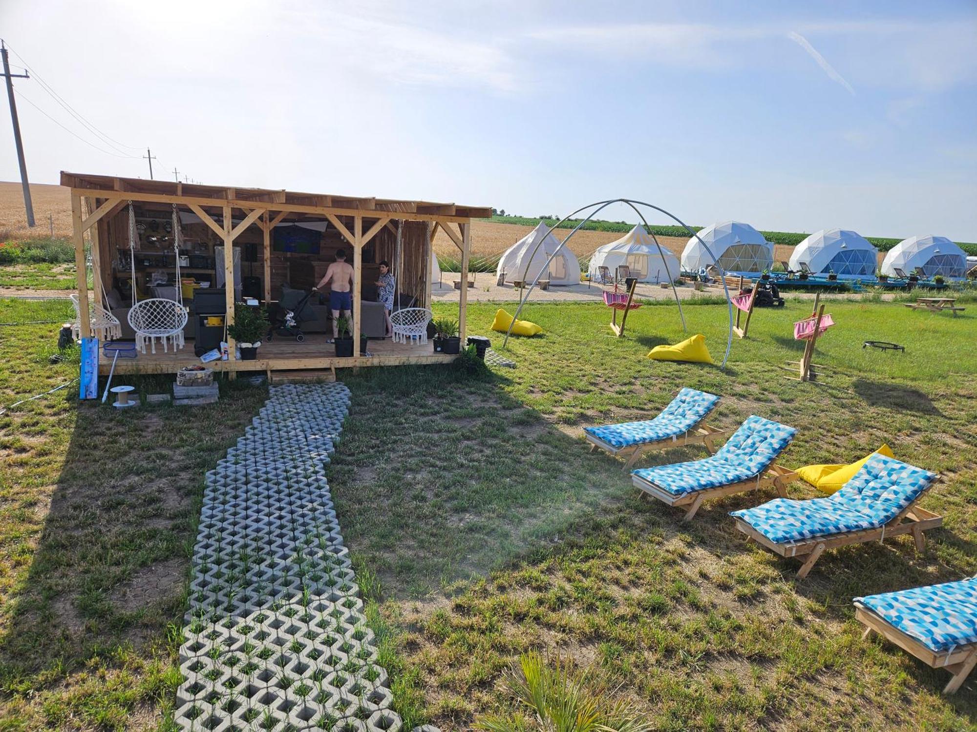 Mar A Lago Glamping23 Douăzeci şi Trei August エクステリア 写真
