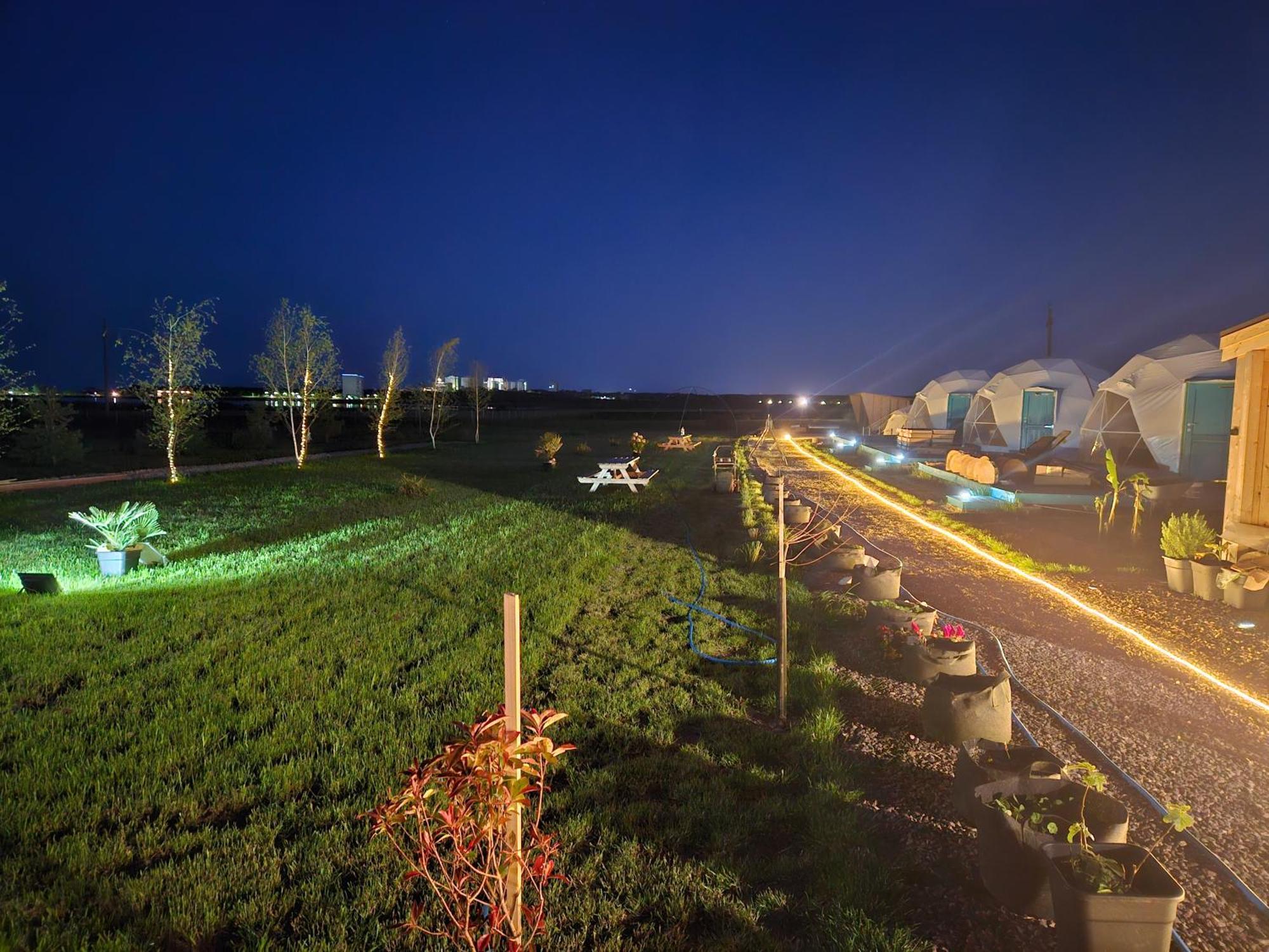 Mar A Lago Glamping23 Douăzeci şi Trei August エクステリア 写真